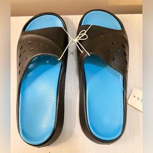 Ortho Slides | Pool, beach, dorm | sandals | Size 10 | Black | NWT